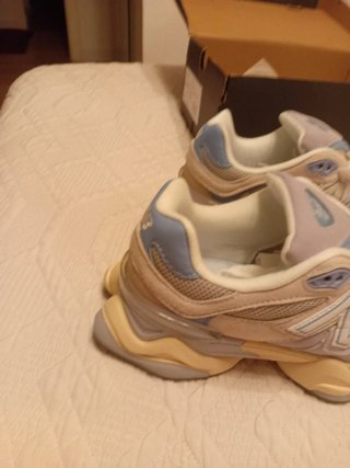 Zapatillas New Balance 9060 Talla 40