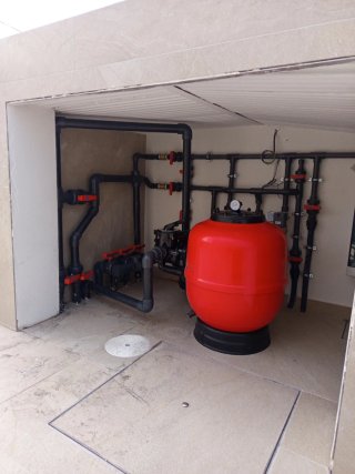 Albañilería y fontanería en general
