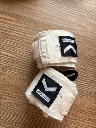Conjunto Kickboxing Guantes y Protecciones