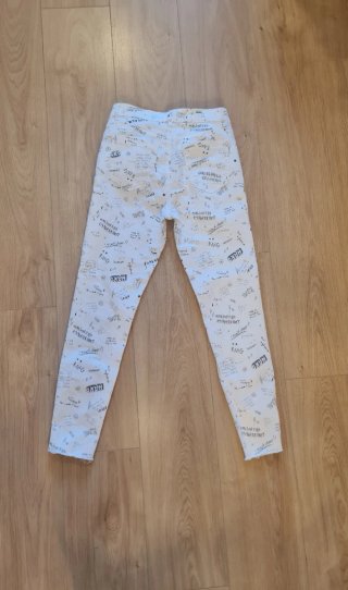 Pantalones Stradivarius Estampado Graffiti