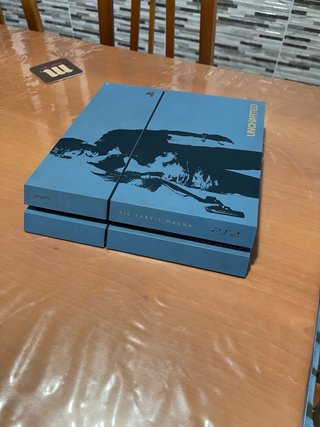 PS4 Edición Especial Uncharted