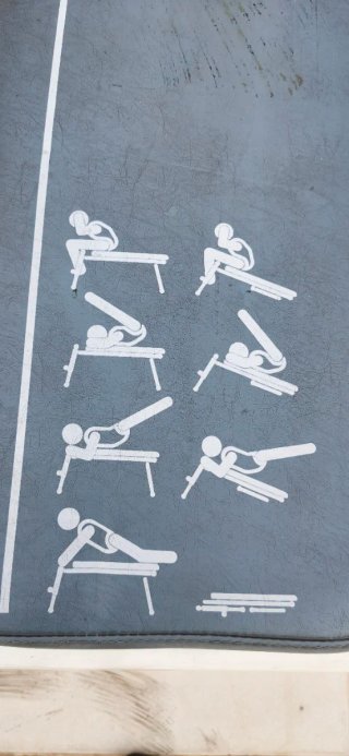 Banco abdominales BH Fitness 300