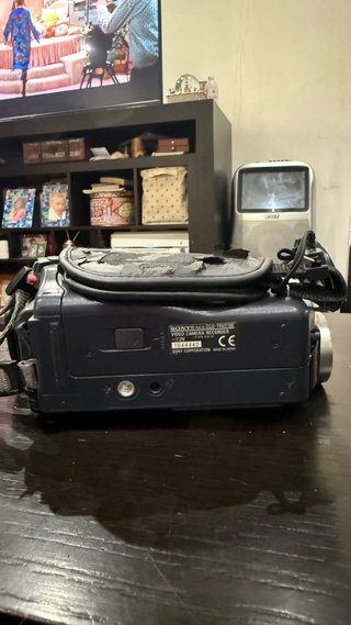 Sony Handycam Hi8 Video 8 CCD-TRV218E NightShot