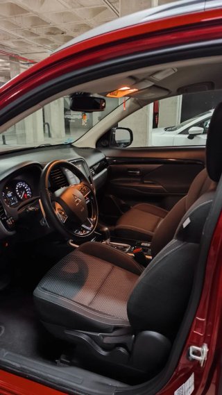 Mitsubishi Outlander 2020