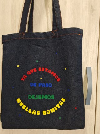 Bolsa de tela vaquera con mensaje