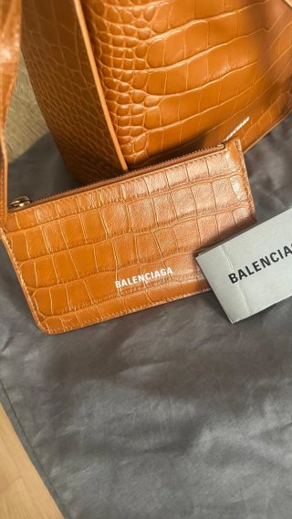 Bolso Balenciaga Tool 2.0 North-SS Marrón