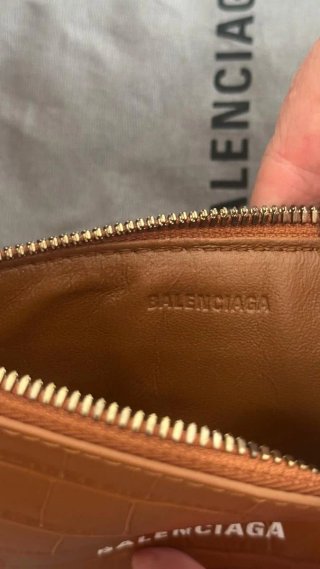 Bolso Balenciaga Tool 2.0 North-SS Marrón