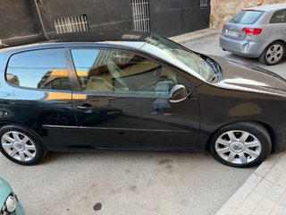 Volkswagen Golf 2005