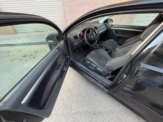 Volkswagen Golf 2005