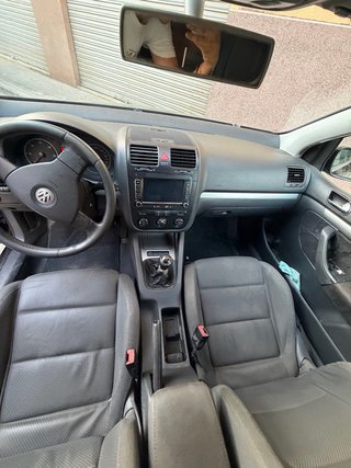 Volkswagen Golf 2005