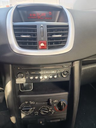 Peugeot 207 2007