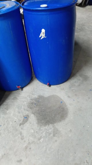 Bidón 200L con grifo