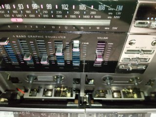 Radio Philips D8878 - Radio y Aux Lanzado en 1988.