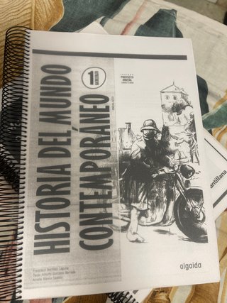 Libro historia del mundo contemporáneo
