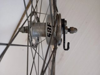 Rueda de bicicleta delantera (holandesa)