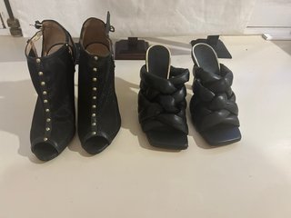 Botines y sandalias negras