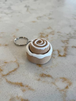 Llavero Rollo de Canela Fidget Clicker