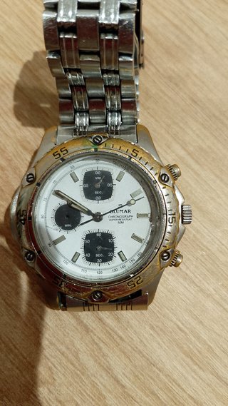 Relojes varios. Vendo al no poder pagar reparación