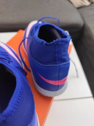 Zapatillas Nike multitaco Talla 41