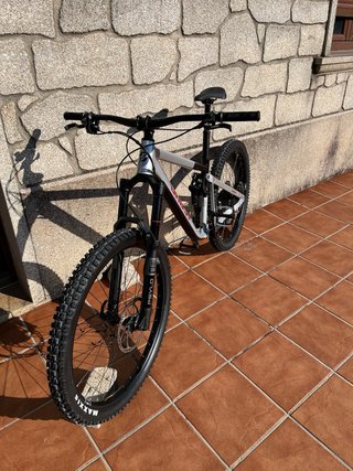 Bicicleta Ghost Riot AM 2025