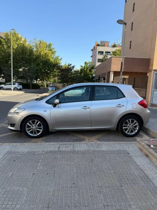 Toyota Auris 2010
