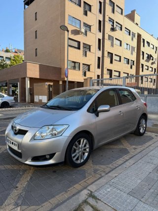 Toyota Auris 2010
