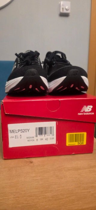 New Balance Ellipse Talla 42(26,5 cm)Nuevas