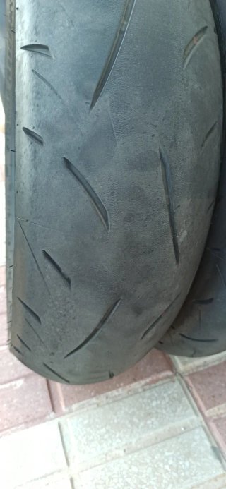 Juego de neumáticos de moto
