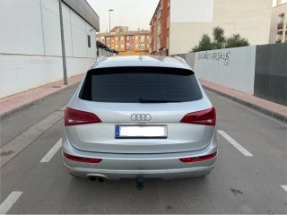 AUDI Q5 SPORTBACK CON LIBRO DE MANTENIMIENTO