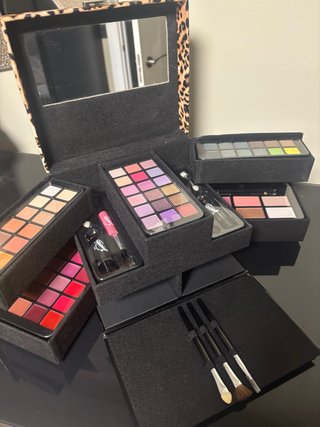 Maletín de maquillaje estampado leopardo