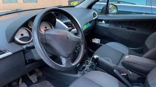 Peugeot 207 2009