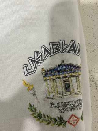 Maglione bianco con stampa