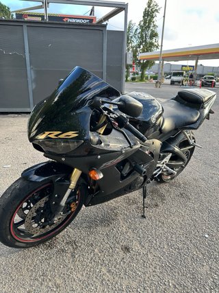 Yamaha R6 2006 Negra