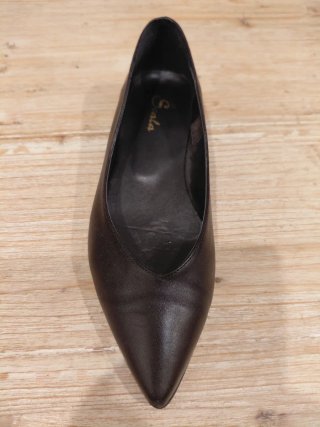 Zapato salón Scala tacón bajo negro
