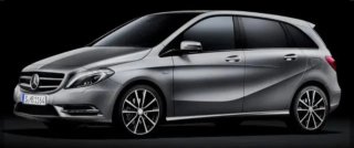 Cofre gris oscuro para coche