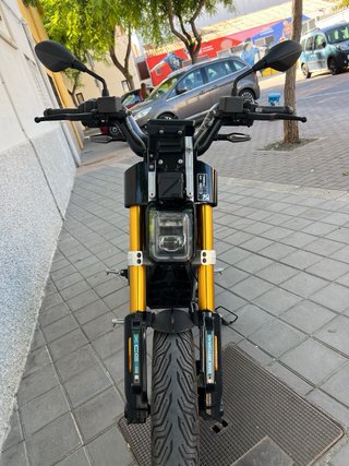 BMW CE 02 Scooter Eléctrica