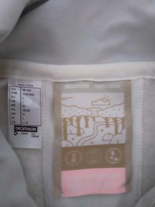 Sudadera Decathlon blanco y gris