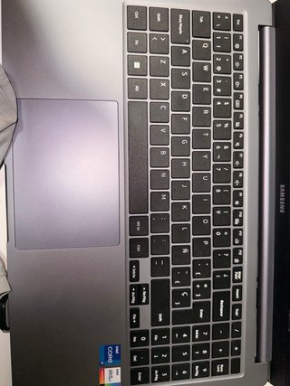 Portátil Samsung Galaxy Book4