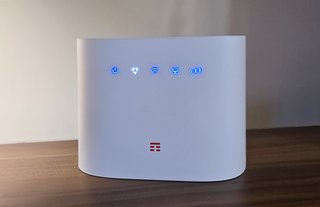 Router 4G+ TCL HH132V1 Cat12 600mbps - Livre SIM