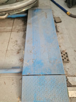 Elevador tijeras para neumáticos