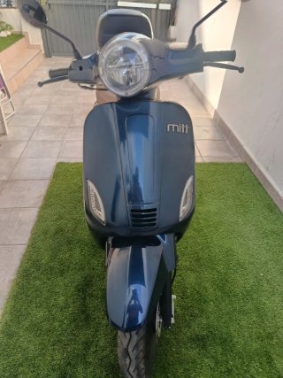 Mitt RT 125cc Scooter Azul