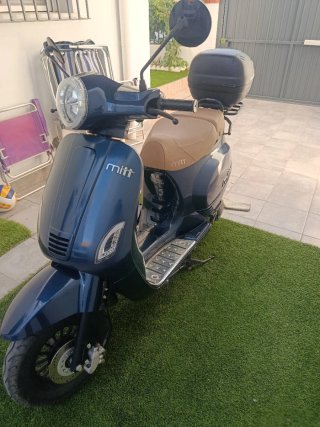 Mitt RT 125cc Scooter Azul