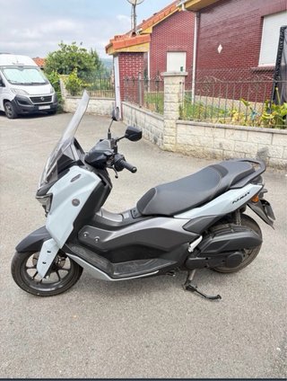 Yamaha Nmax 125 - 3300 km