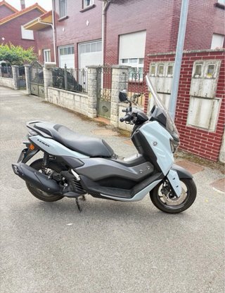 Yamaha Nmax 125 - 3300 km