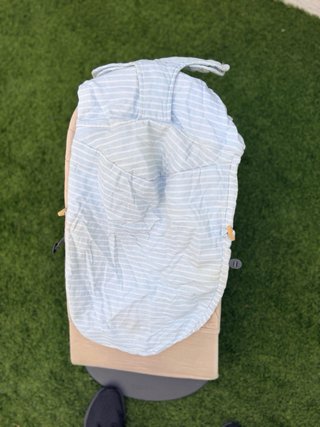 Hamaca bebé BabyBjörn  beige , regalo funda azul