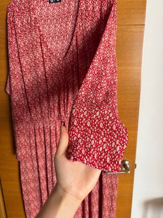 Vestido estampado floral rojo y blanco