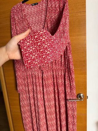 Vestido estampado floral rojo y blanco