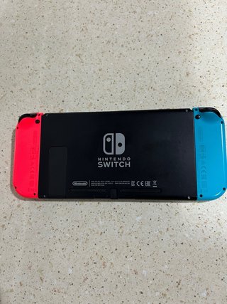 Consola Nintendo Switch Azul y Rojo