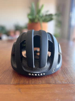 Casco Bici Oakley Negro/Rojo modelo Aero 3