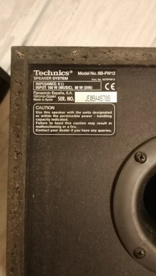 Altavoces Technics SB-FW12